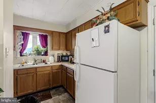 222 E High St, Manheim, PA 17545 - Photo 15