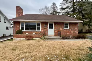 925 S Spruce St, Elizabethtown, PA 17022 - Photo 1