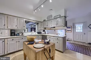 81 S Linden St, Manheim, PA 17545 - Photo 23