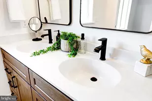 220 Parkside Pl, Lancaster, PA 17602 - Photo 27