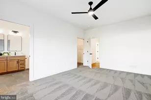 220 Parkside Pl, Lancaster, PA 17602 - Photo 23