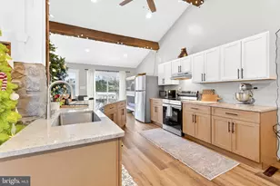 323 Edgemont Dr, Willow Street, PA 17584 - Photo 17