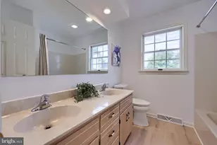 1 Brookwood Dr, Lititz, PA 17543 - Photo 29