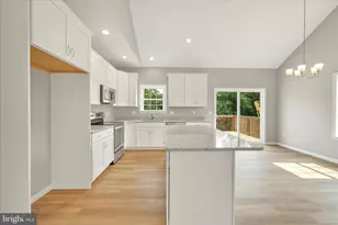 227 Pilgrim Dr, Lancaster, PA 17603 - Photo 7