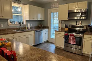 62 E High St, Elizabethtown, PA 17022 - Photo 5