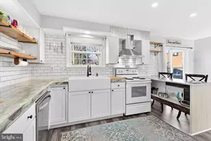 1921 St Regis Ln, Lancaster, PA 17603 - Photo 3