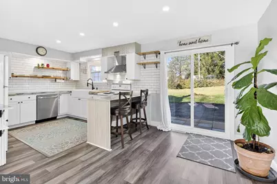 1921 Saint Regis Lane, Lancaster, PA 17603 - Photo 5