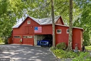 781 Newport Ave, Gap, PA 17527 - Photo 9