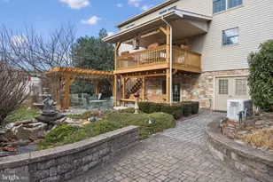 817 Aarons Ln, Manheim, PA 17545 - Photo 3
