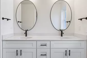 2328 Rockvale Rd, Lancaster, PA 17602 - Photo 39