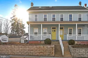 20 W Fulton St, Ephrata, PA 17522 - Photo 1