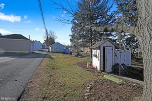 20 W Fulton St, Ephrata, PA 17522 - Photo 37