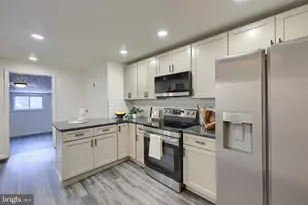 244 S 5th St, Columbia, PA 17512 - Photo 17