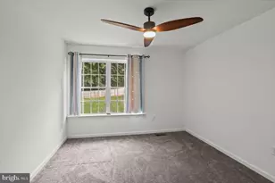 205 E Main St, Brownstown, PA 17508 - Photo 17