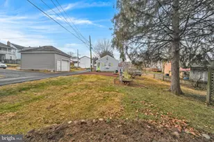 22 W Fulton St, Ephrata, PA 17522 - Photo 27