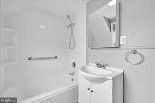 139 W Broad St, New Holland, PA 17557 - Photo 23