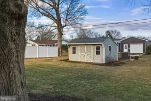 209 N Laurel St, Manheim, PA 17545 - Photo 27