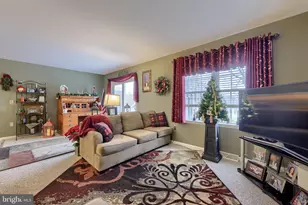 4036 Green Park Dr, Mount Joy, PA 17552 - Photo 9