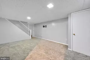 121 Pleasant View Dr, Lititz, PA 17543 - Photo 29