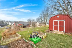 121 Pleasant View Dr, Lititz, PA 17543 - Photo 39