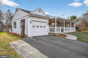 528 W Broad St, New Holland, PA 17557 - Photo 3