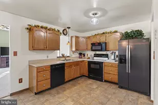 400 S Plum St, Mount Joy, PA 17552 - Photo 11