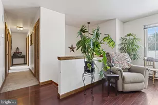 400 S Plum St, Mount Joy, PA 17552 - Photo 5