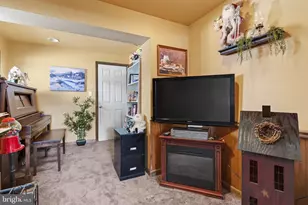 400 S Plum St, Mount Joy, PA 17552 - Photo 23