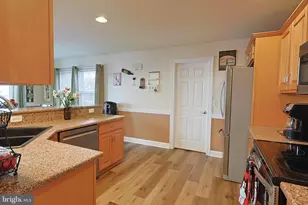 425 Zachary Dr, Manheim, PA 17545 - Photo 13