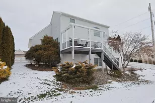 425 Zachary Dr, Manheim, PA 17545 - Photo 3