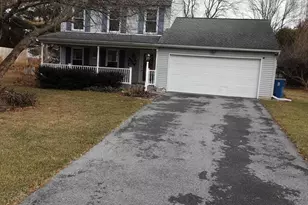 385 Hollyann Dr, Landisville, PA 17538 - Photo 1