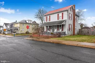 128 S Barbara St, Mount Joy, PA 17552 - Photo 5