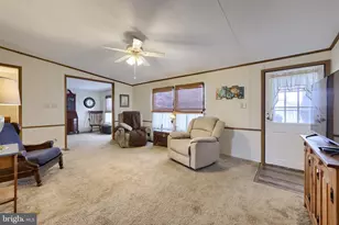 203 Thrush Ct N, Lancaster, PA 17603 - Photo 5