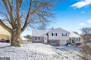 223 Colonial Dr, Akron, PA 17501 - Photo 31