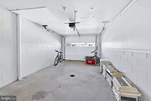 223 Colonial Dr, Akron, PA 17501 - Photo 27