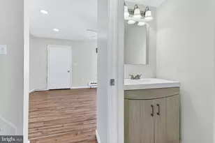 223 Colonial Dr, Akron, PA 17501 - Photo 13