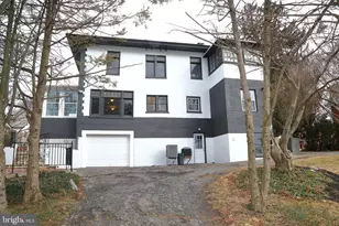 20 Broad St, Ephrata, PA 17522 - Photo 9