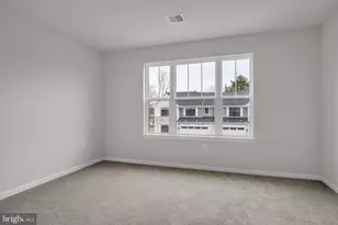 109 Village Dr, Millersville, PA 17551 - Photo 7