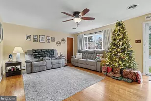 405 Spring Dr, Millersville, PA 17551 - Photo 9