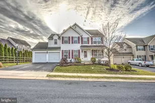 115 Grayson Ave, East Earl, PA 17519 - Photo 1