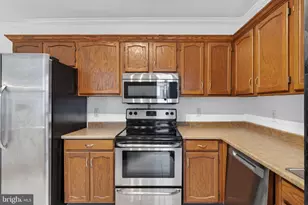 742 E Fulton St, Lancaster, PA 17602 - Photo 9