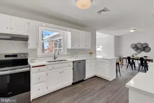 2479 Ellendale Dr, Lancaster, PA 17602 - Photo 5