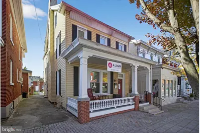 112 W Main Street, Ephrata, PA 17522 - Photo 3