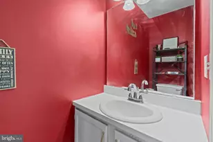 205 Village Spring Ln, Reinholds, PA 17569 - Photo 11