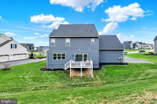 1033 Lititz Bend Dr, Lititz, PA 17543 - Photo 5