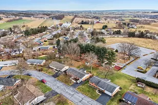 21 Dawn Ave, Akron, PA 17501 - Photo 31