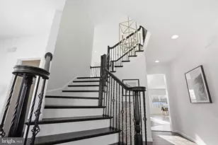 454 E Delp Rd, Lancaster, PA 17601 - Photo 9