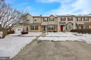 1111 Hampden Dr, Strasburg, PA 17579 - Photo 1