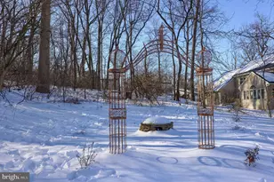 2492 Shaub Rd, Lancaster, PA 17601 - Photo 9