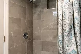 327 Beaver St, Lancaster, PA 17603 - Photo 15